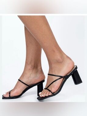 Princess Polly becca Elegant Black Strappy block Heeled Sandals size 8